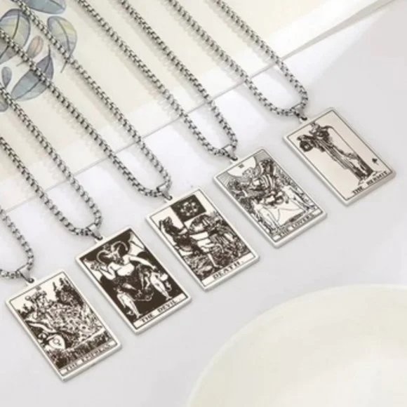 DESIGNER VINTAGE THE STAR TAROT CARD STAINLESS STEEL PENDANT NECKLACE**NEW! - Picture 9 of 9